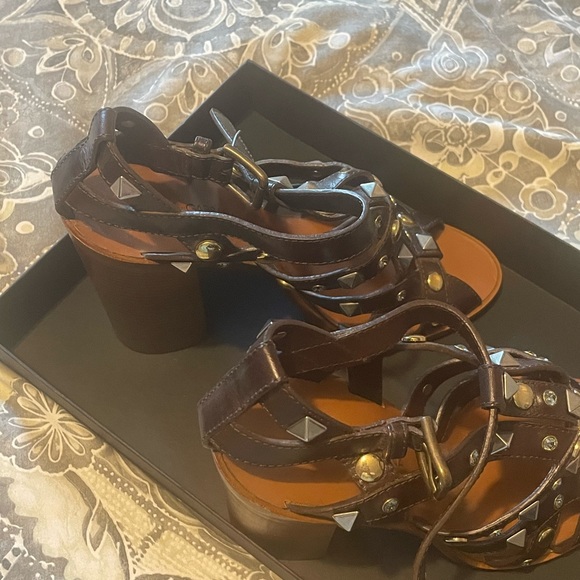 Dolce & Gabbana Studded Sandals - Picture 8 of 11